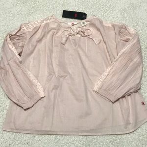 NWT- Levi’s - S, M & XL